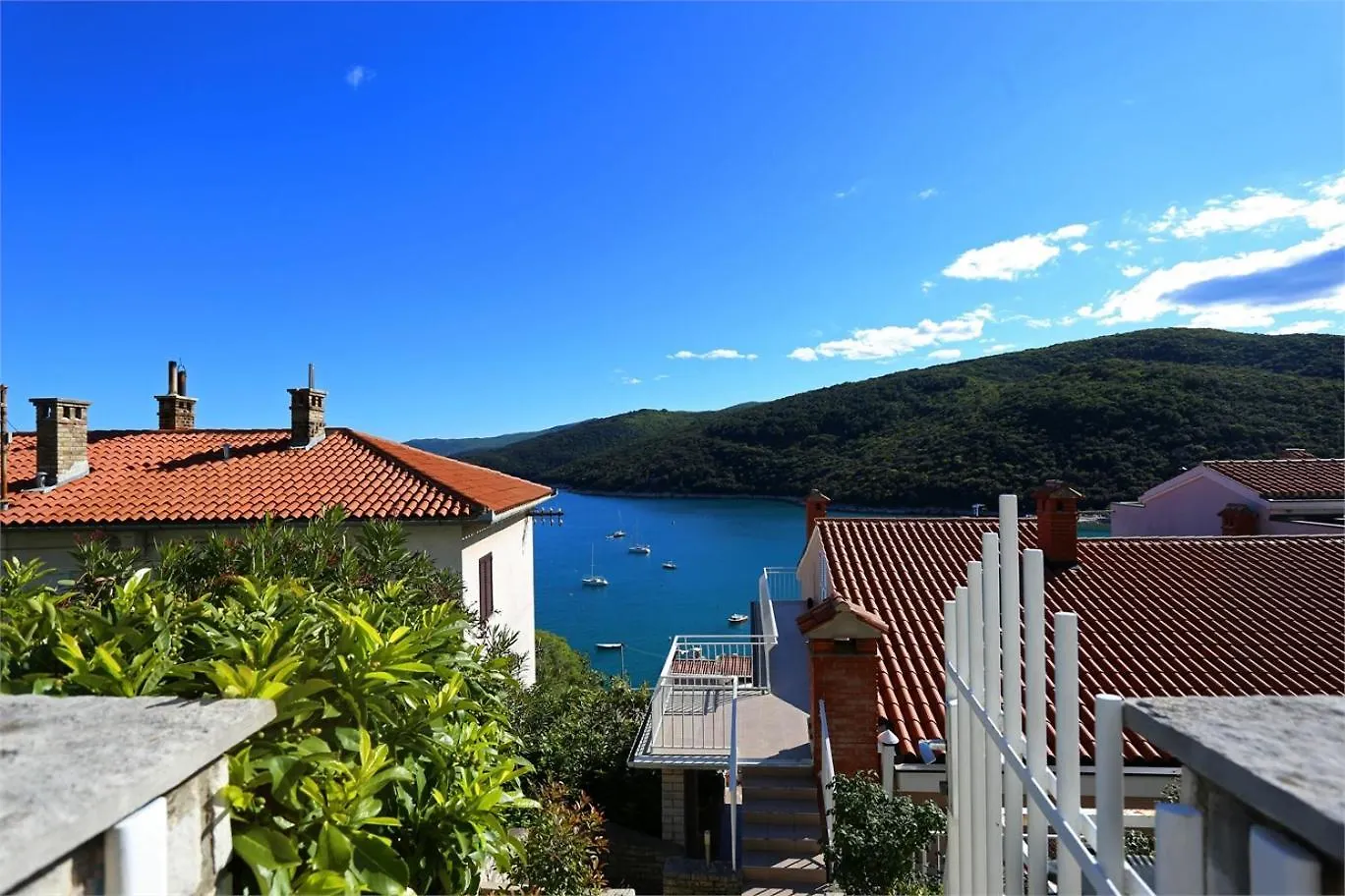 App With Beautiful Sea View,Ac,Wifi 229 Apartment Rabac 0*,