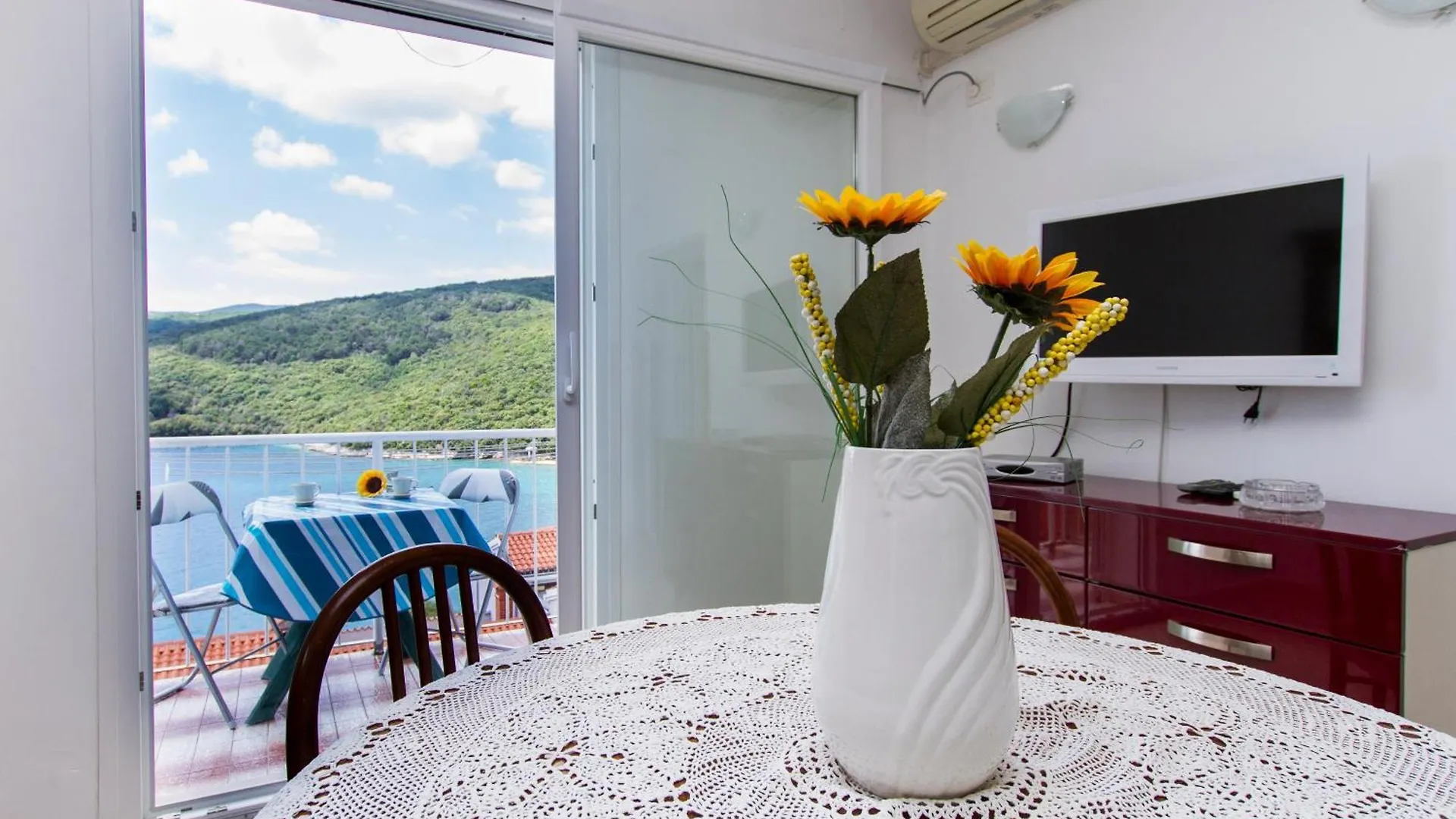 App With Beautiful Sea View,Ac,Wifi 229 Apartment Rabac